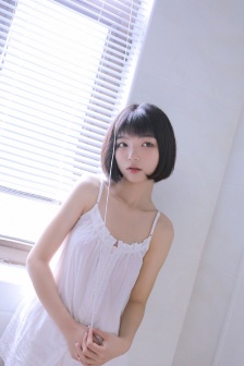 军训女生